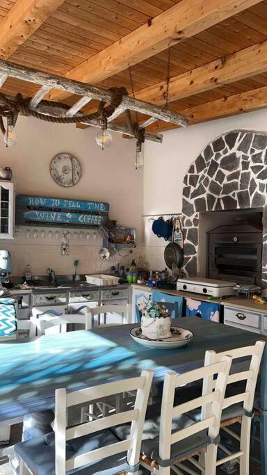 Villa Eco-Chic Карини Экстерьер фото